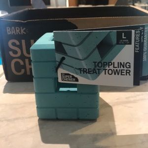 Super Chewer Natural Rubber Large Dog Toy